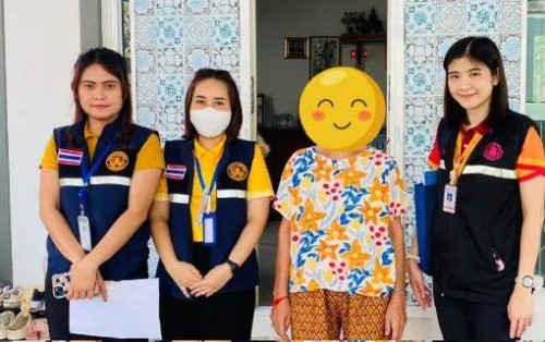 ลงพื้นที่ร่วมกับเจ้าหน้าที่บ้านพักเด็กและครอบครัวจังหวัดตากเพื่อให้ความช่วยเหลือและคุ้มครองสวัสดิภาพเด็กกลุ่มเสี่ยง (ธงแดง)