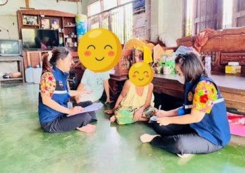 ลงพื้นที่มอบ “ถุงบวร” เครื่องอุปโภค-บริโภคให้แก่บุคคลผู้มีรายได้น้อยในเขตพื้นที่เทศบาลนครแม่สอด จำนวน 2 ราย 