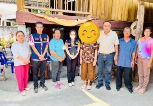 ลงพื้นที่มอบ “ถุงบวร” เครื่องอุปโภค-บริโภคให้แก่บุคคลผู้มีรายได้น้อยในเขตพื้นที่เทศบาลนครแม่สอด จำนวน 2 ราย 