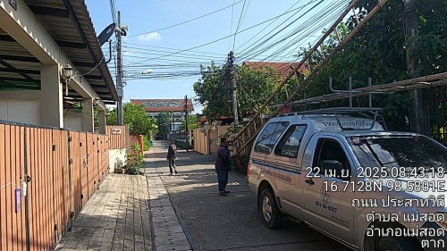 เจ้าหน้าที่กองยุทธศาสตร์และงบประมาณ ดำเนินการตามคำร้อง ขอซ่อมแซมเคเบิ้ลทีวี ชุมชนดอนไชย