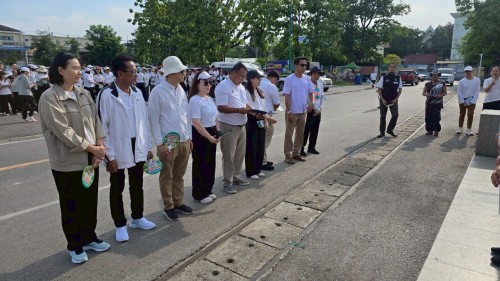 ร่วมกิจกรรมเดินรณรงค์เชิญชวนประชาชนไปใช้สิทธิ์เลือกตั้งสมาชิกสภาเทศบาลนครแม่สอดและนายกเทศมนตรีนครแม่สอด