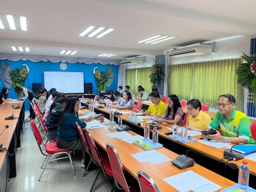 กองการศึกษา จัดประชุมซักซ้อมเทศบัญญติฯ งบประมาณรายจ่าย ประจำปีงบประมาณ พ.ศ. 2569