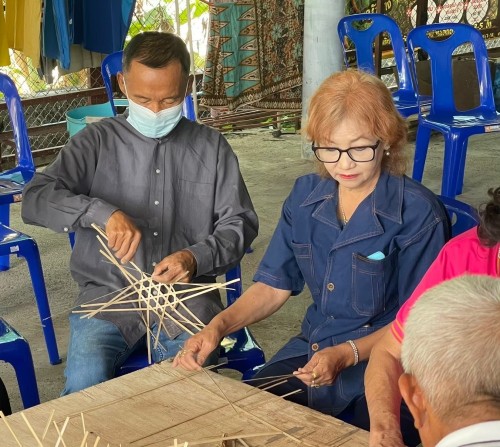 ภูมิปัญญาชาวบ้าน การทำเครื่องจักสานจากไม้ไผ่
