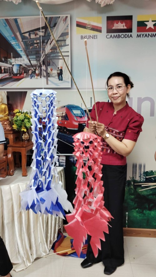 ปราชญ์ชาวบ้าน ทำตุงไส้หมู