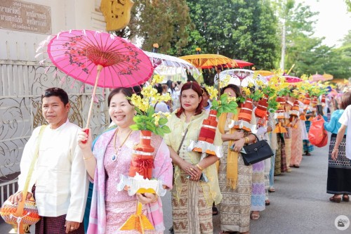 ปอยส่างลอง