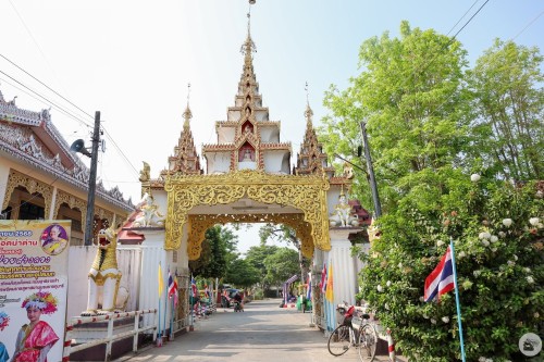 ปอยส่างลอง