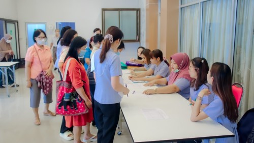 โครงการการดูแลสุขภาพกลุ่มผู้สูงอายุและผู้สูงอายุที่มีภาวะปวดเข่าด้วยแพทย์แผนไทย  ประจำปี 2567