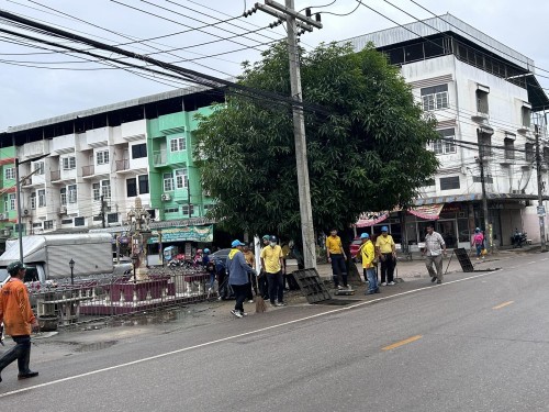 กิจกรรม \"จิตอาสาพัฒนาปรับปรุงภูมิทัศน์\" เฉลิมพระเกียรติพระบาทสมเด็จพระเจ้าอยู่หัว เนื่องในโอกาสพระราชพิธีมหามงคล เฉลิมพระชนมพรรษา 6 รอบ