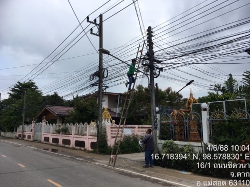 เจ้าหน้าที่กองยุทธศาสตร์และงบประมาณ ดำเนินการตามคำร้อง ขอซ่อมแซมเคเบิ้ลทีวี ชุมชนปู่แดง และชุมชนสองแคว 2