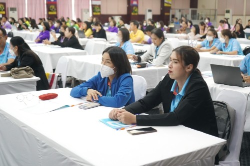 เทศบาลนครแม่สอดจัดโครงการพัฒนาศักยภาพครูด้านการจัดการเรียนรู้ที่เน้นทักษะในศตวรรษที่ 21