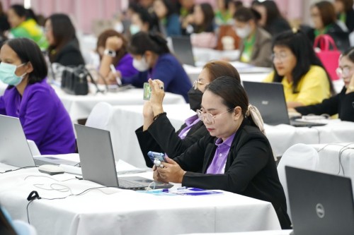 เทศบาลนครแม่สอดจัดโครงการพัฒนาศักยภาพครูด้านการจัดการเรียนรู้ที่เน้นทักษะในศตวรรษที่ 21