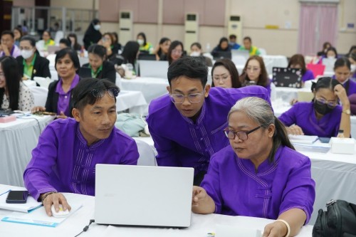 เทศบาลนครแม่สอดจัดโครงการพัฒนาศักยภาพครูด้านการจัดการเรียนรู้ที่เน้นทักษะในศตวรรษที่ 21