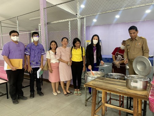 เทศบาลนครแม่สอดลงพื้นที่ตรวจเยี่ยมการดำเนินโครงการอาหารกลางวันโรงเรียนแม่สอด