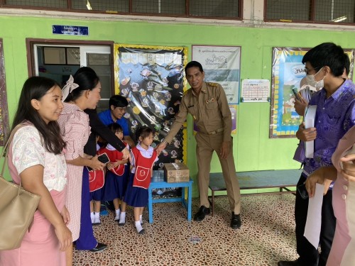 เทศบาลนครแม่สอดลงพื้นที่ตรวจเยี่ยมการดำเนินโครงการอาหารกลางวันโรงเรียนแม่สอด