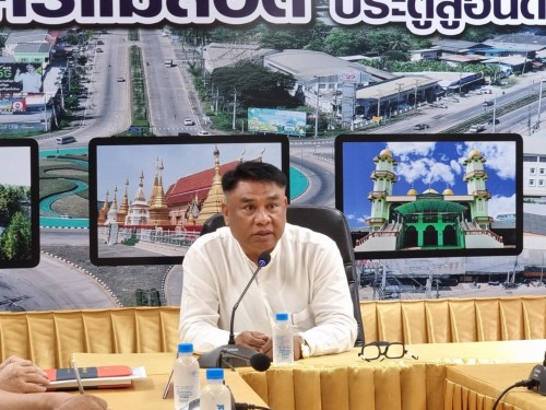 เทศบาลนครแม่สอดจัดการประชุมมอบนโยบายการปฏิบัติงานของกองการศึกษา