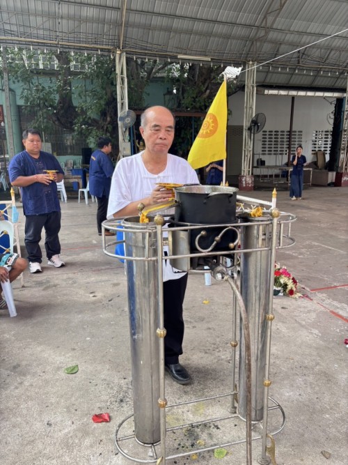 เทศบาลนครแม่สอดจัดโครงการจัดงานปนะเพณีแห่เทียนจำนำพรรษา ประจำปีพ.ศ. 2568