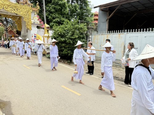 เทศบาลนครแม่สอดร่วมกับวัดแม่ซอดน่าด่านจัดประเพณีแล้อุ๊ปั๊ดตะก่า