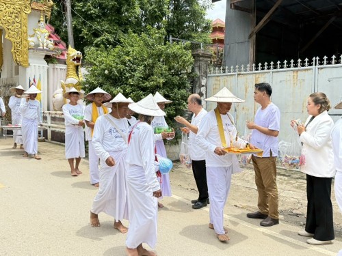 เทศบาลนครแม่สอดร่วมกับวัดแม่ซอดน่าด่านจัดประเพณีแล้อุ๊ปั๊ดตะก่า