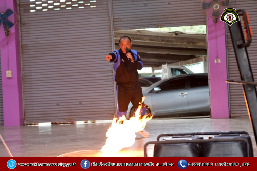 ดับเพลิงนครแม่สอด ดำเนินการให้ความรู้เกี่ยวกับการป้องกัน และระงับอัคคีภัยให้กับคณะครู นักเรียนโรงเรียนเทศบาลวัดบุญญาวาส