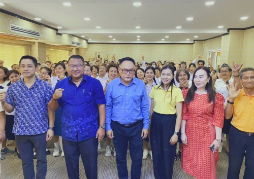 ร่วมพิธีเปิดการฝึกอบรมโครงการส่งเสริมสุขภาพผู้สูงอายุ สร้างจิตสดใส ร่างกายแข็งแรง รุ่นที่ 3