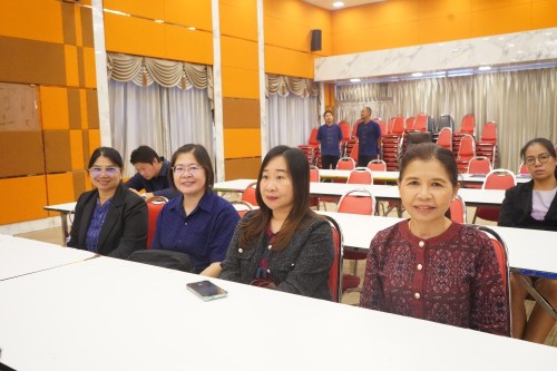 เทศบาลนครแม่สอดจัดพิธีมอบทุนการศึกษา โครงการทุนการศึกษาสำหรับนักศึกษาและการช่วยเหลือนักเรียนในเขตเทศบาลนครแม่สอด ประจำปี 2568