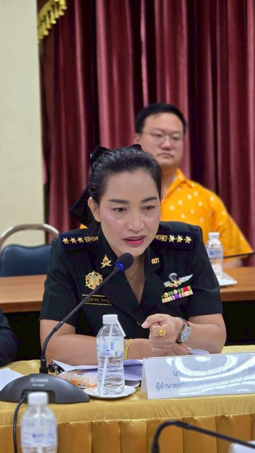 ประชุมคณะกรรมการพิจารณากลั่นกรอง การโอน (ย้าย) พนักงานครูและบุคลากรทางการศึกษาเทศบาลนครแม่สอด