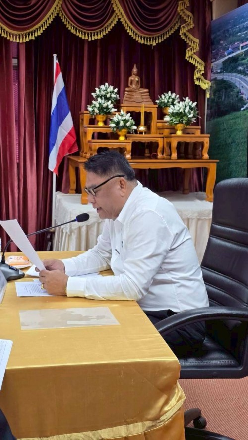 ประชุมคณะกรรมการพิจารณากลั่นกรอง การโอน (ย้าย) พนักงานครูและบุคลากรทางการศึกษาเทศบาลนครแม่สอด