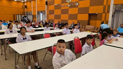 เข้าร่วมโครงการทุนการศึกษาสำหรับนักศึกษาและการให้ความช่วยเหลือนักเรียน ในเขตเทศบาลนครแม่สอด ประจำปีงบประมาณ พ.ศ.2568 