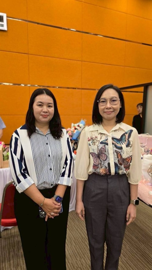 เข้าร่วมพิธีมอบวุฒิบัตรโครงการส่งเสริมสุขภาพผู้สูงอายุ สร้างจิตสดใส ร่างกายแข็งแรง รุ่นที่ 3 และโครงการพัฒนาศักยภาพผู้สูงอายุเทศบาลนครแม่สอด ประจำปีงบประมาณ พ.ศ. 2568 