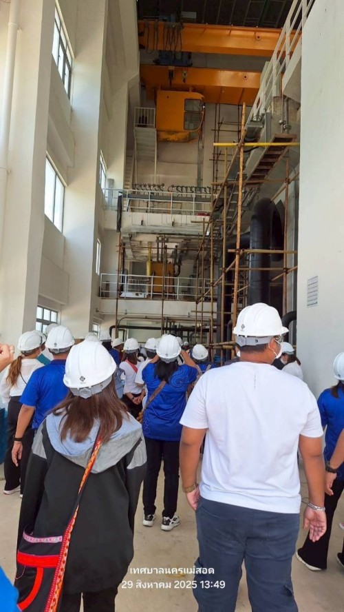  ร่วมให้การต้อนรับคณะศึกษาดูงานจากเทศบาลเมืองแม่ฮ่องสอน ณ สถานีกำจัดขยะมูลฝอย เทศบาลนครแม่สอด