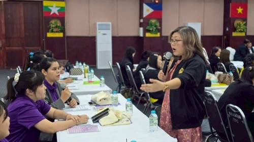 โครงการอบรมเชิงปฏิบัติการพนักงานครู และบุคลากรทางการศึกษา วันที่ 1