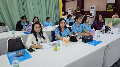 โครงการอบรมเชิงปฏิบัติการพนักงานครู และบุคลากรทางการศึกษา วันที่ 1