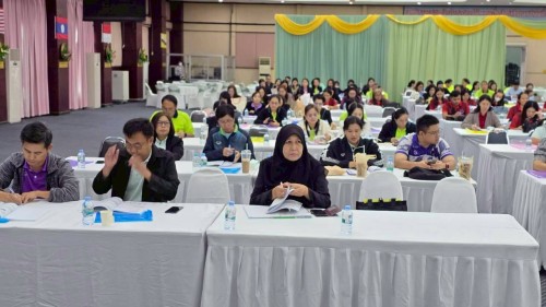 โครงการอบรมเชิงปฏิบัติการพนักงานครู และบุคลากรทางการศึกษา วันที่ 2