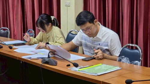 ประชุมคณะกรรมการเลื่อนค่าตอบแทนของพนักงานจ้าง สังกัด เทศบาลนครแม่สอด ประจำปีงบประมาณ พ.ศ. 2568