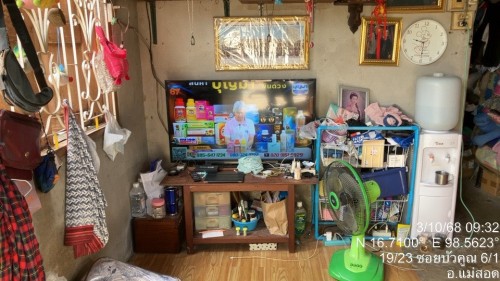 เจ้าหน้าที่กองยุทธศาสตร์และงบประมาณ ดำเนินการตามคำร้อง ขอซ่อมแซมเคเบิ้ลทีวี ชุมชนบัวคูณ