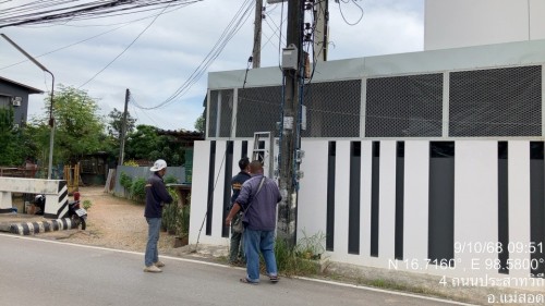 เจ้าหน้าที่กองยุทธศาสตร์และงบประมาณ ดำเนินการตามคำร้อง ขอซ่อมแซมเคเบิ้ลทีวี ชุมชนดอนไชย