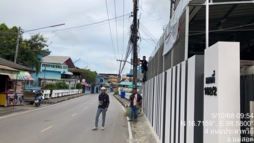 เจ้าหน้าที่กองยุทธศาสตร์และงบประมาณ ดำเนินการตามคำร้อง ขอซ่อมแซมเคเบิ้ลทีวี ชุมชนดอนไชย