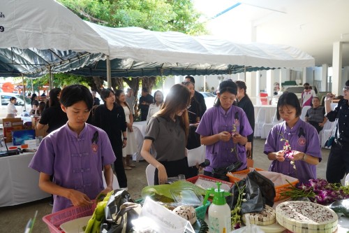 เทศบาลนครแม่สอดจัดกิจกรรมวันลอยกระทง ประจำปี 2568