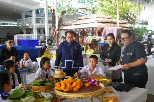 เทศบาลนครแม่สอดจัดกิจกรรมวันลอยกระทง ประจำปี 2568