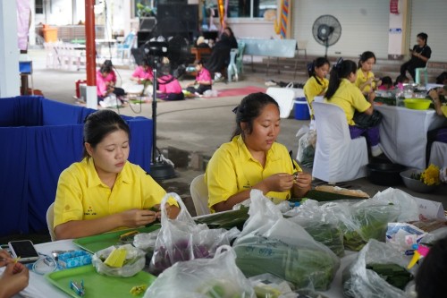 เทศบาลนครแม่สอดจัดกิจกรรมวันลอยกระทง ประจำปี 2568