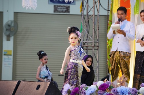 เทศบาลนครแม่สอดจัดกิจกรรมวันลอยกระทง ประจำปี 2568