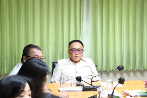 กองยุทธศาสตร์และงบประมาณ จัดการประชุมชี้แจงแนวทางการเข้าเฝ้าถวายบังคมกราบพระบรมศพ สมเด็จพระนางเจ้าสิริกิติ์ พระบรมราชินีนาถ พระบรมราชชนนีพันปีหลวง