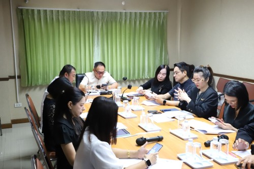 กองยุทธศาสตร์และงบประมาณ จัดการประชุมชี้แจงแนวทางการเข้าเฝ้าถวายบังคมกราบพระบรมศพ สมเด็จพระนางเจ้าสิริกิติ์ พระบรมราชินีนาถ พระบรมราชชนนีพันปีหลวง