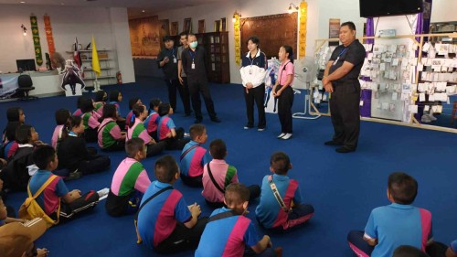 พิพิธภัณฑ์นครแม่สอดและห้องสมุดเฉลิมพระเกียรติฯต้อนรับคณะครูและนักเรียนโรงเรียนรวมไทยพัฒนา 3