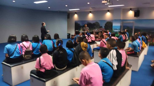 พิพิธภัณฑ์นครแม่สอดและห้องสมุดเฉลิมพระเกียรติฯต้อนรับคณะครูและนักเรียนโรงเรียนรวมไทยพัฒนา 3