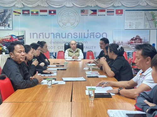 กองการศึกษา จัดประชุมการเตรียมความพร้อมในการจัดโครงการกีฬากลุ่มนักเรียนโรงเรียนในสังกัด ประจำปีงบประมาณ พ.ศ. 2569