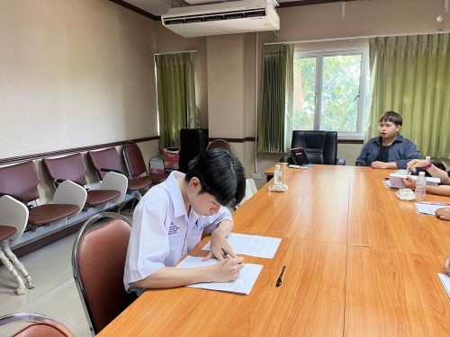 กองการศึกษาจัดการแข่งขันคัดเลือกตัวแทนนักเรียนเพื่อเข้าร่วมแข่งขันการแข่งขันศิลปหัตถกรรมนักเรียน ครั้งที่ 73