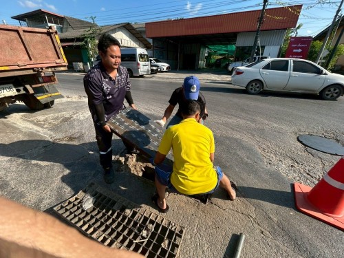 วันจันทร์ที่ 8 ธันวาคม 2568 กองช่างสุขาภิบาลออกปฎิบัติงานภาคสนาม จำนวน 3 แห่ง