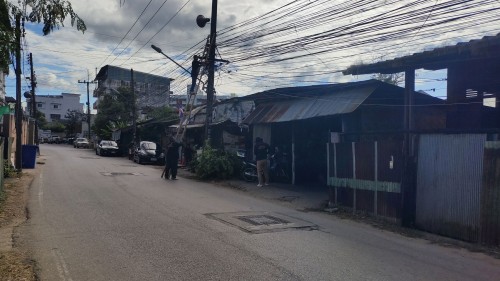 เจ้าหน้าที่กองยุทธศาสตร์และงบประมาณ ดำเนินการตามคำร้องขอซ่อมแซมเคเบิ้ลทีวี ชุมชนวัดหลวง