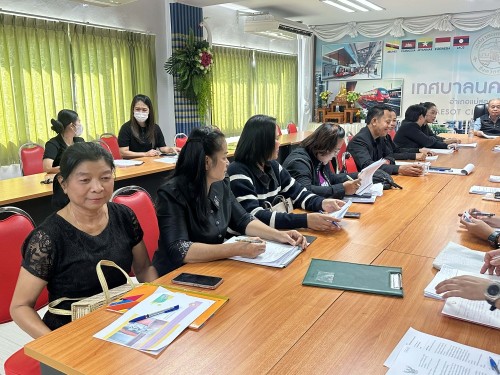 กองการศึกษาจัดประชุมผู้อำนวยการสถานศึกษาและผู้อำนวยการศูนย์เด็กเล็กในสังกัดเทศบาลนครแม่สอด ครั้งที่ 5/2568